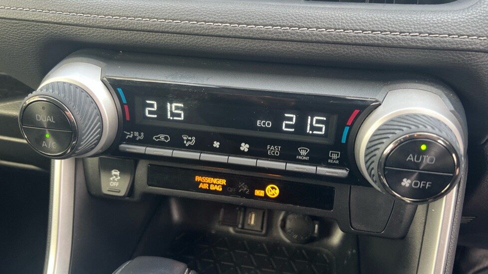 Used Toyota RAV4 2020 for sale - 77050951: Photo 31