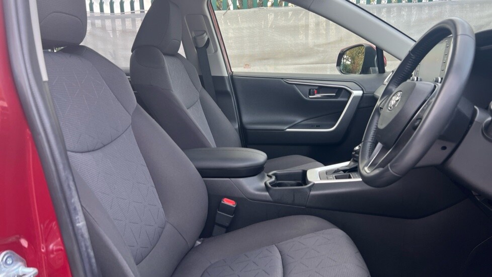 Used Toyota RAV4 2020 for sale - 77050951: Photo 48