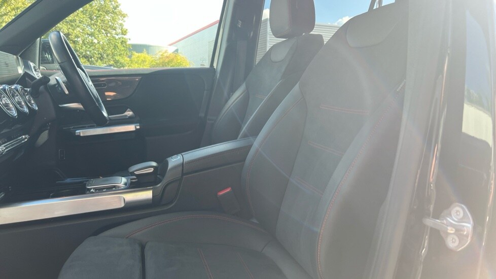 Used Mercedes-Benz GLB 2021 for sale - 75922079: Photo 45