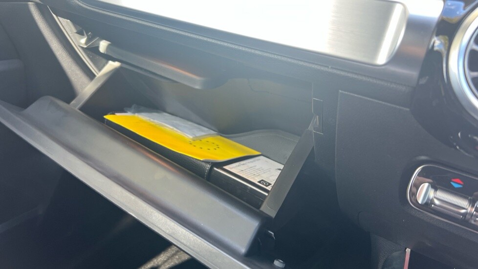 Used Mercedes-Benz GLB 2021 for sale - 75922079: Photo 63