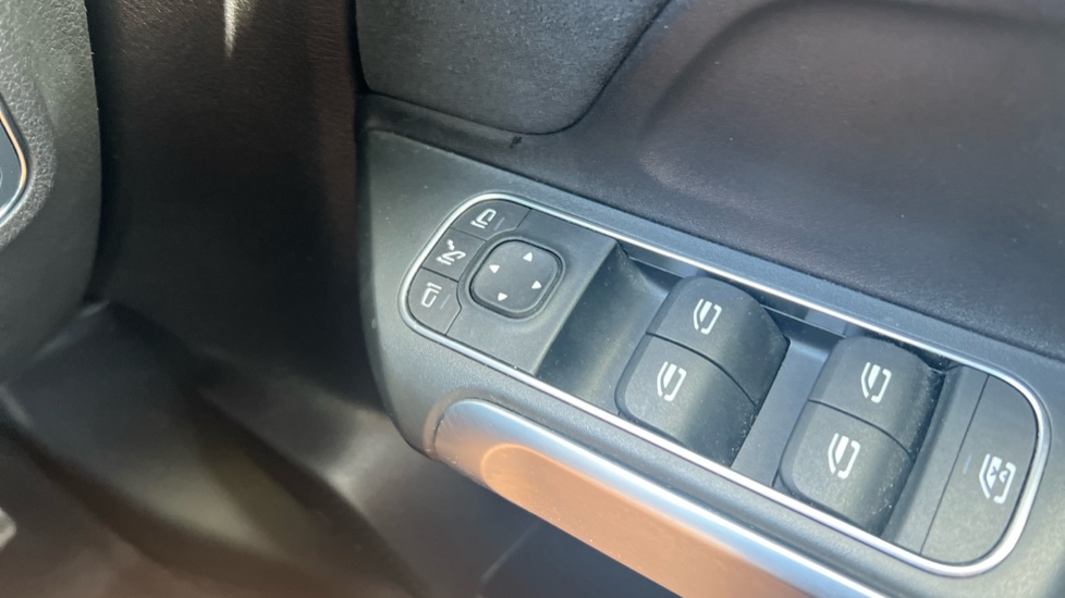 Used Mercedes-Benz GLB 2021 for sale - 75922079: Photo 68