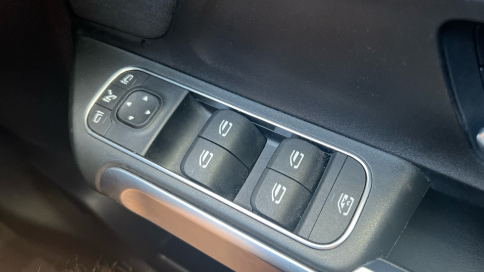 Used Mercedes-Benz GLB 2021 for sale - 75922079: Photo 69