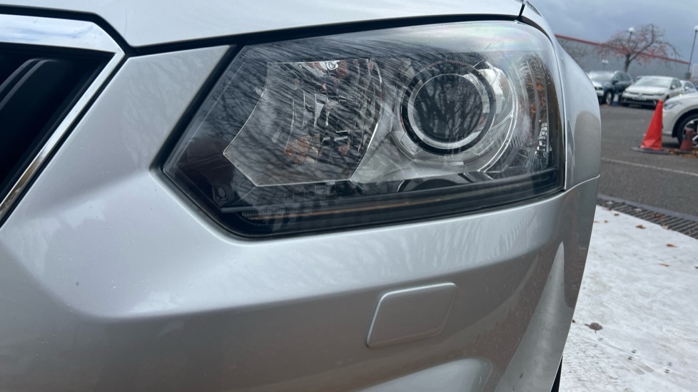 Used Skoda Yeti 2015 for sale - 76393614: Photo 47