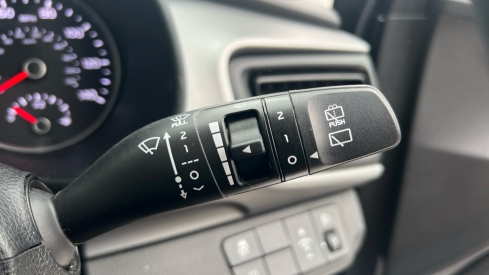 Used Kia Stonic 2019 for sale - 76586988: Photo 24