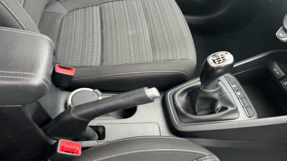 Used Kia Stonic 2019 for sale - 76586988: Photo 26