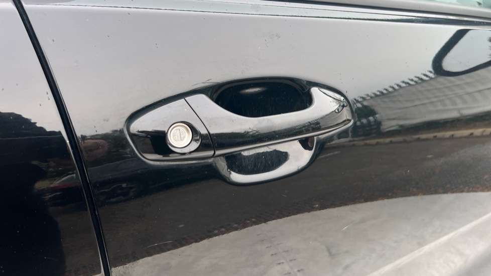 Used Kia Stonic 2019 for sale - 76586988: Photo 43