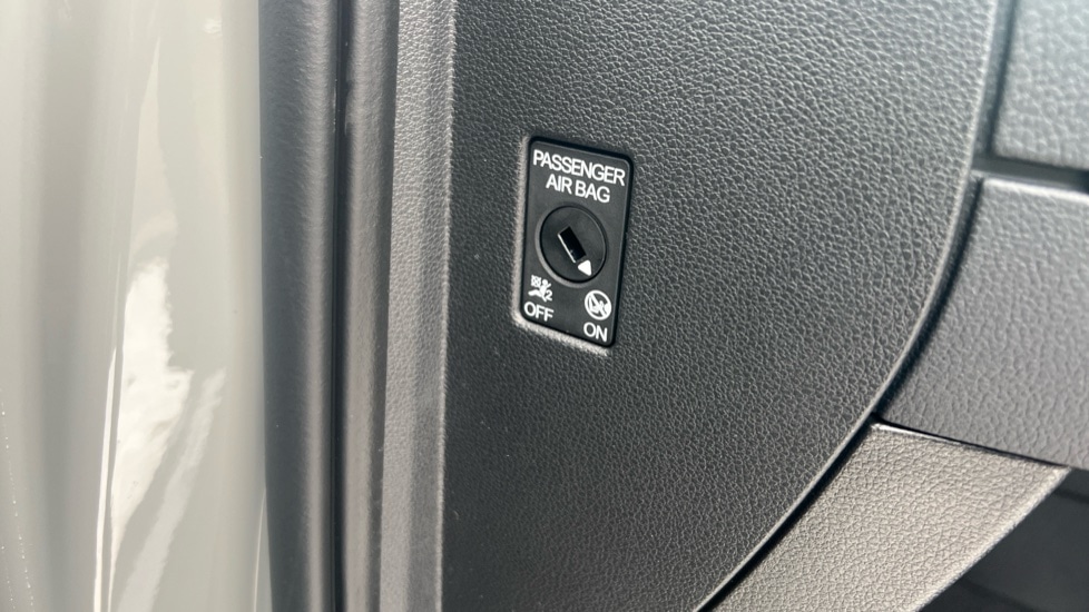 Used Skoda Karoq 2025 for sale - 76873836: Photo 37