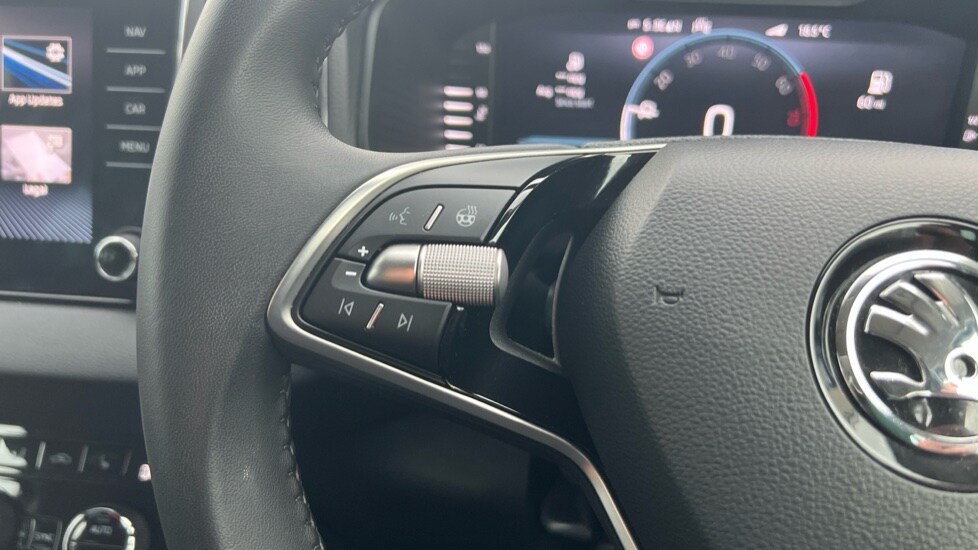 Used Skoda Karoq 2024 for sale - 76580029: Photo 35