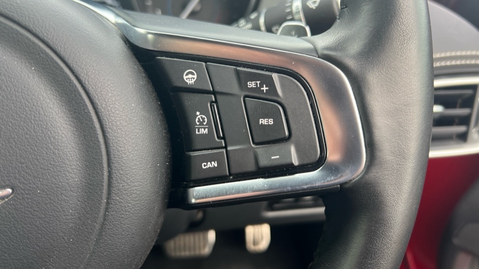 Used Jaguar XE 2017 for sale - 76556831: Photo 22