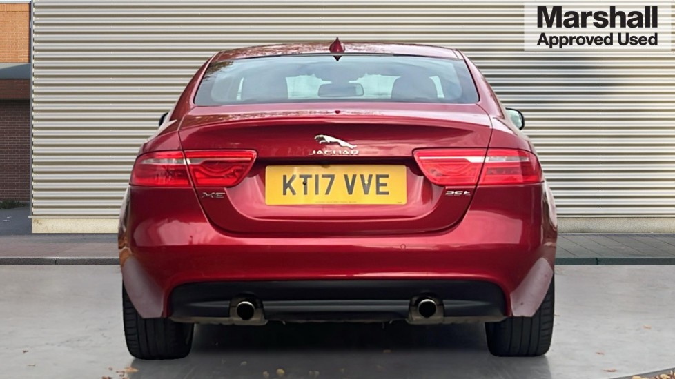 Used Jaguar XE 2017 for sale - 76556831: Photo 4
