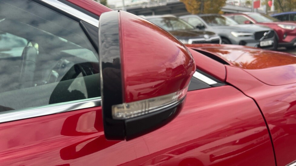 Used Jaguar XE 2017 for sale - 76556831: Photo 54