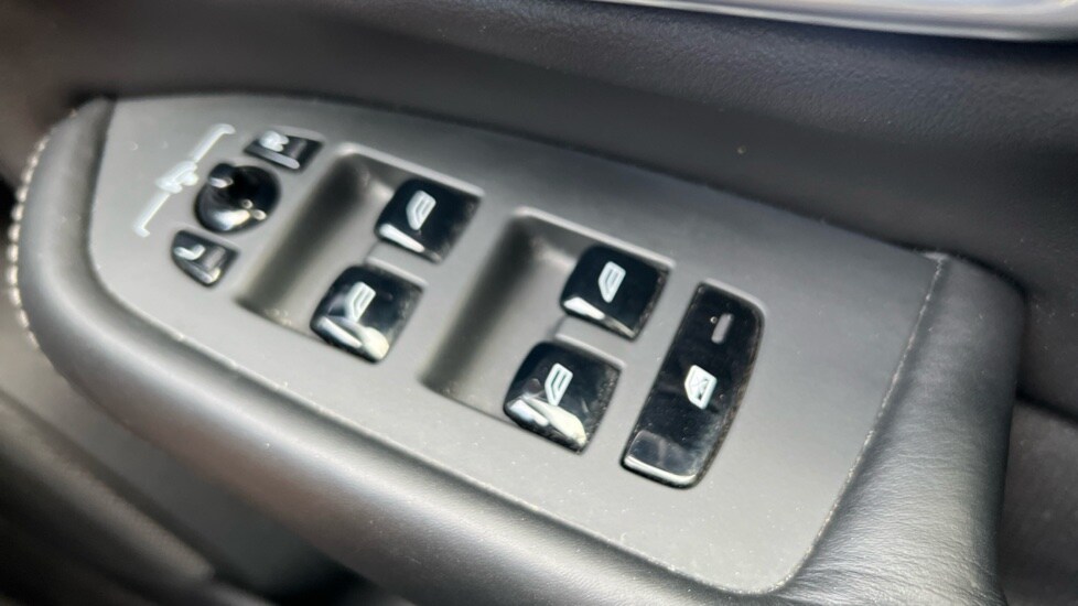 Used Volvo XC90 2019 for sale - 76183966: Photo 75