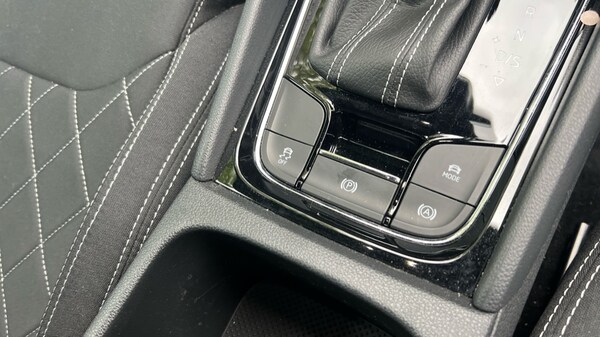 Used Skoda Karoq 2024 for sale - 75467548: Photo 48