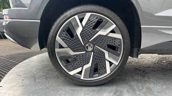 Used Skoda Karoq 2024 for sale - 75467548: Photo 5