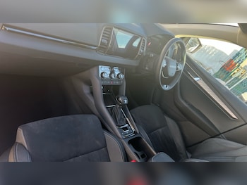 Used Skoda Karoq 2025 for sale - 76587037: Photo