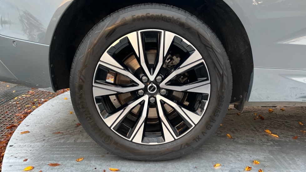 Used Volvo XC60 2023 for sale - 76593620: Photo 19