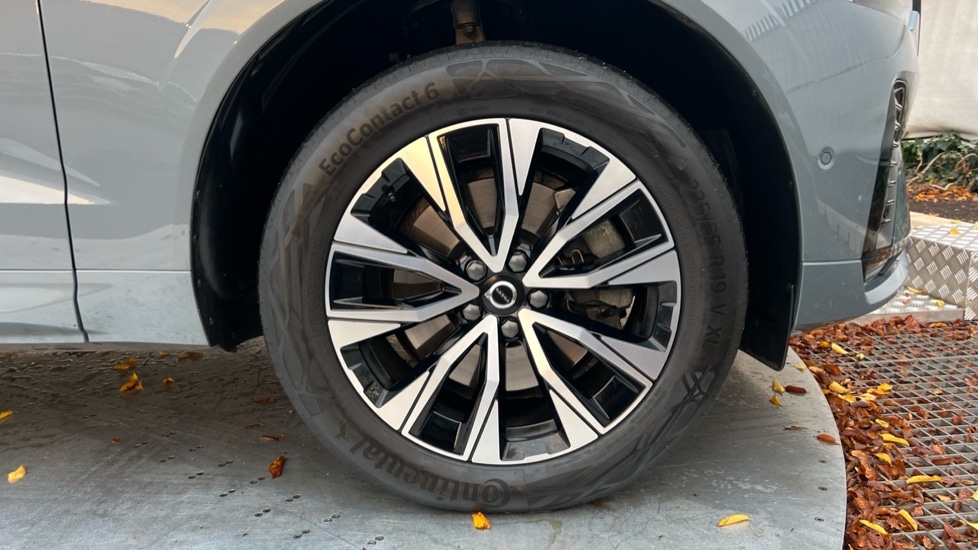 Used Volvo XC60 2023 for sale - 76593620: Photo 20