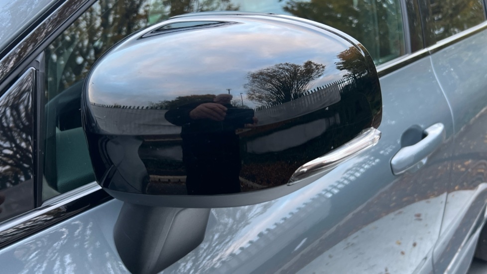 Used Volvo XC60 2023 for sale - 76593620: Photo 62