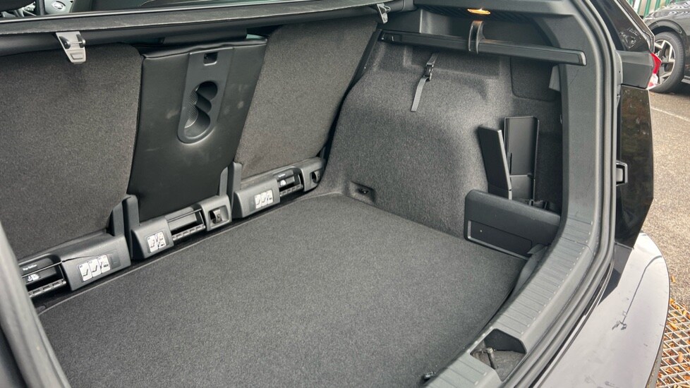 Used Skoda Karoq 2023 for sale - 76475124: Photo 31