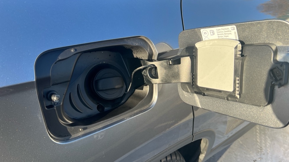 Used Skoda Karoq 2025 for sale - 76873706: Photo 29