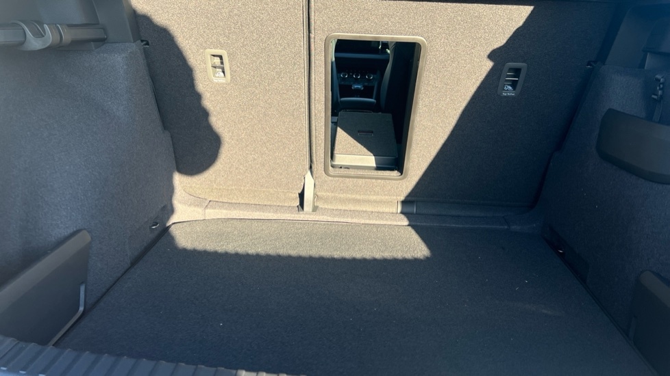 Used Skoda Karoq 2025 for sale - 76873706: Photo 33