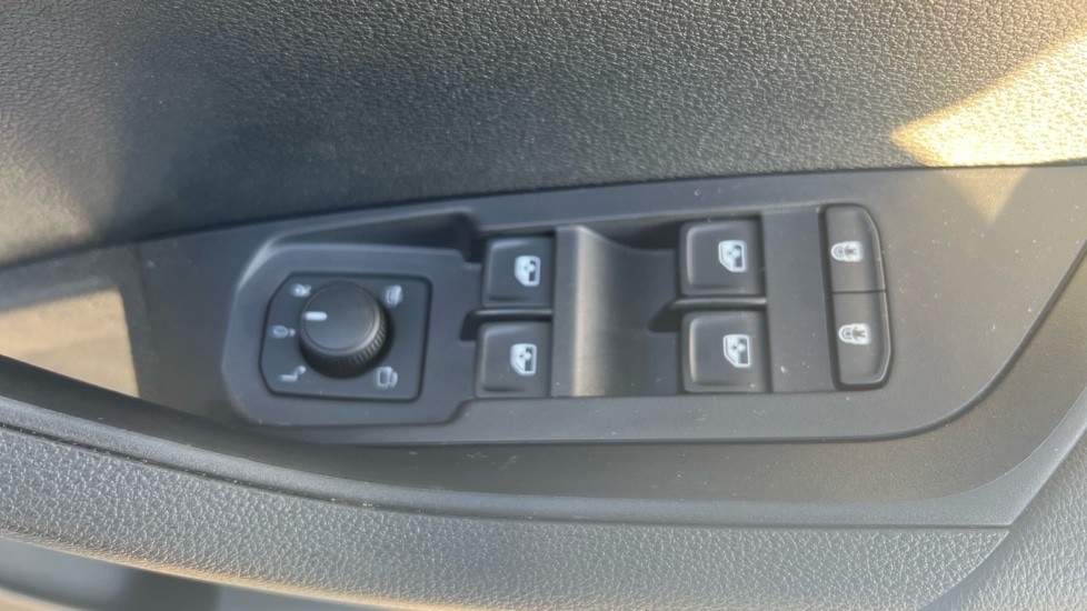 Used Skoda Karoq 2025 for sale - 76873706: Photo 42