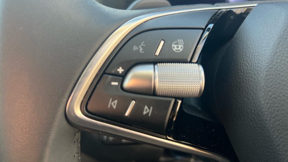 Used Skoda Karoq 2025 for sale - 76873706: Photo 66