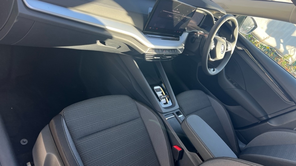 Used Skoda Octavia 2024 for sale - 75934708: Photo 2