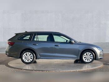 Used Skoda Octavia 2024 for sale - 75934708: Photo