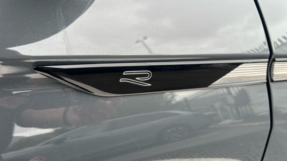 Used Volkswagen Tiguan 2021 for sale - 76580107: Photo 50