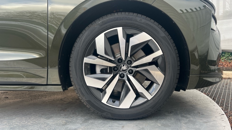 Used Skoda Enyaq 2025 for sale - 76948460: Photo 20