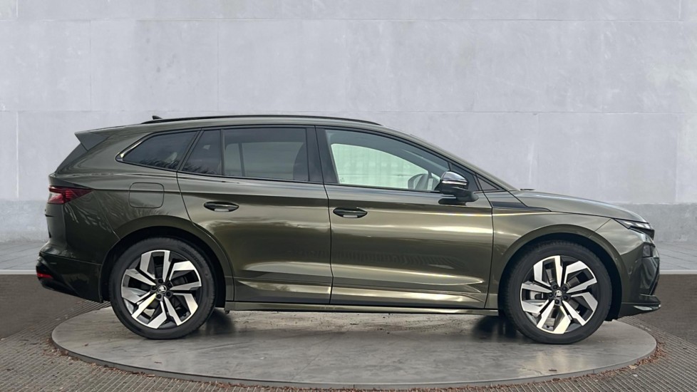 Used Skoda Enyaq 2025 for sale - 76948460: Photo 4
