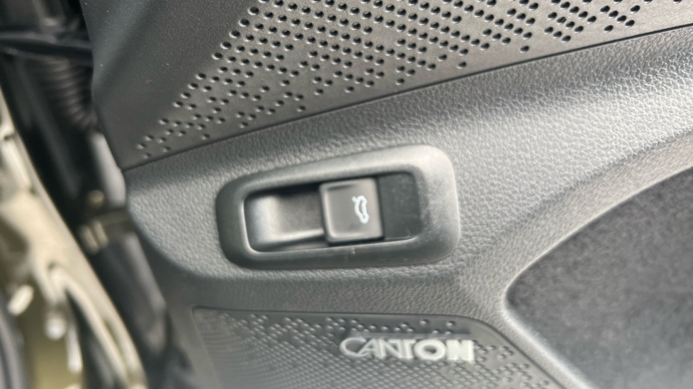 Used Skoda Enyaq 2025 for sale - 76948460: Photo 42