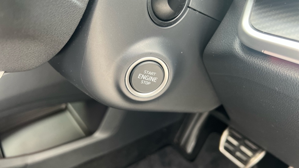 Used Skoda Enyaq 2025 for sale - 76948460: Photo 44