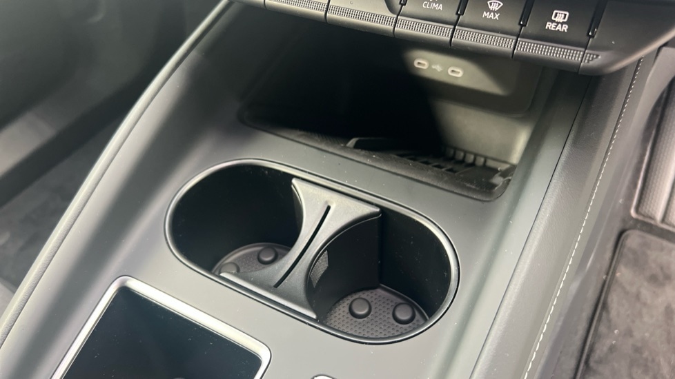 Used Skoda Enyaq 2025 for sale - 76948460: Photo 47