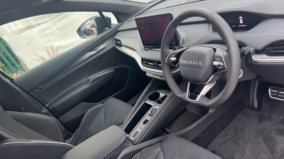 Used Skoda Enyaq 2025 for sale - 76948460: Photo 6