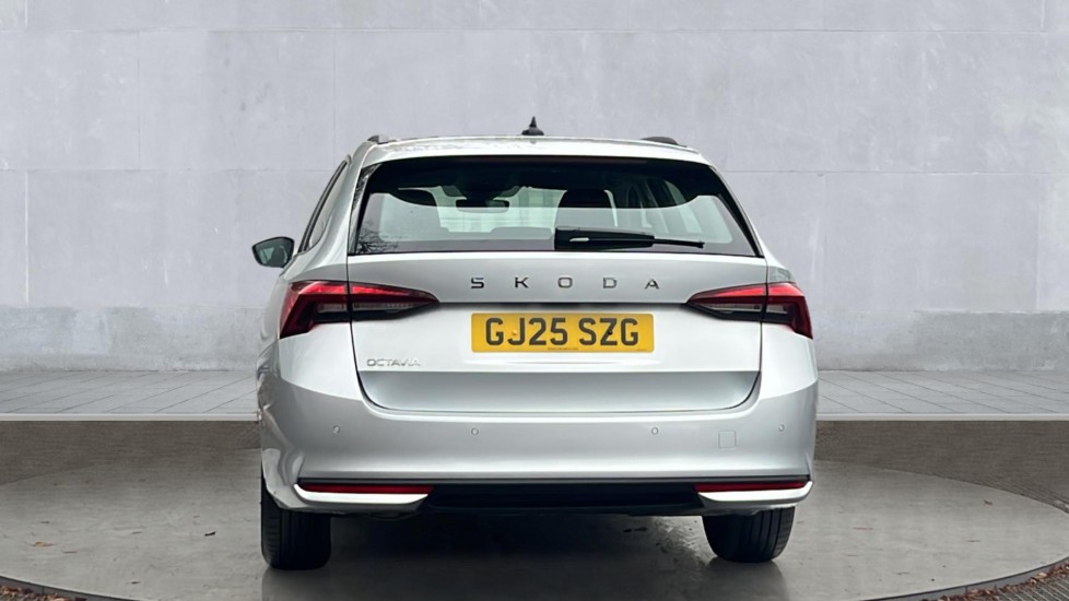 Used Skoda Octavia 2025 for sale - 76872993: Photo 11