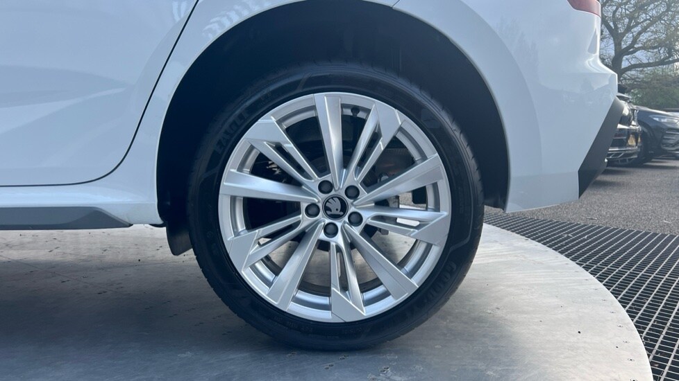 Used Skoda Kamiq 2025 for sale - 76868365: Photo 19