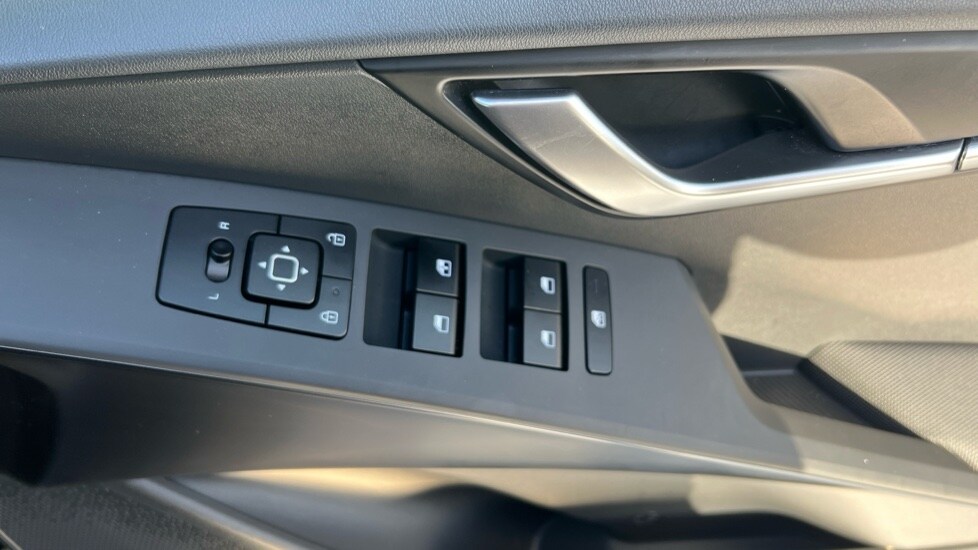 Used Kia Niro 2024 for sale - 76062161: Photo 30