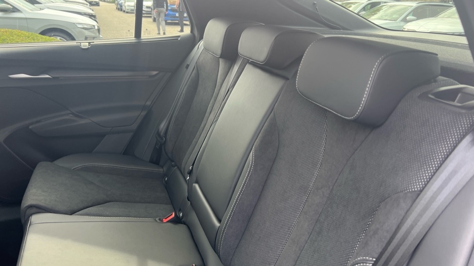 Used Skoda Enyaq 2025 for sale - 76350829: Photo 15