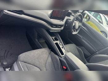 Used Skoda Enyaq 2025 for sale - 76350829: Photo