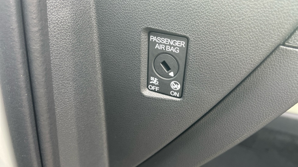 Used Skoda Enyaq 2025 for sale - 76350829: Photo 37