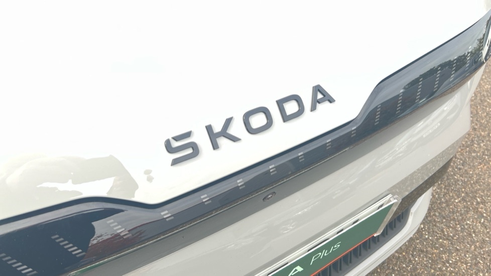 Used Skoda Enyaq 2025 for sale - 76350829: Photo 51