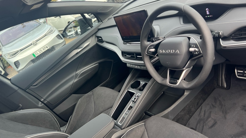 Used Skoda Enyaq 2025 for sale - 76350829: Photo 6
