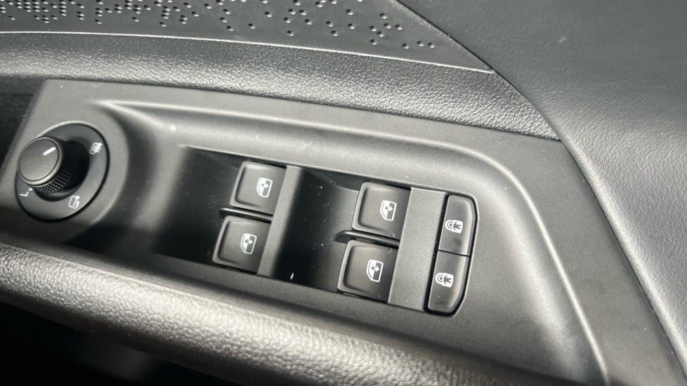 Used Skoda Enyaq 2025 for sale - 76350829: Photo 75