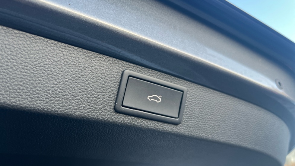 Used Skoda Karoq 2022 for sale - 76652587: Photo 32