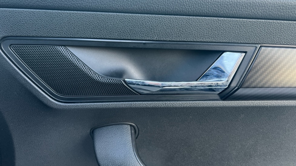 Used Skoda Karoq 2022 for sale - 76652587: Photo 41