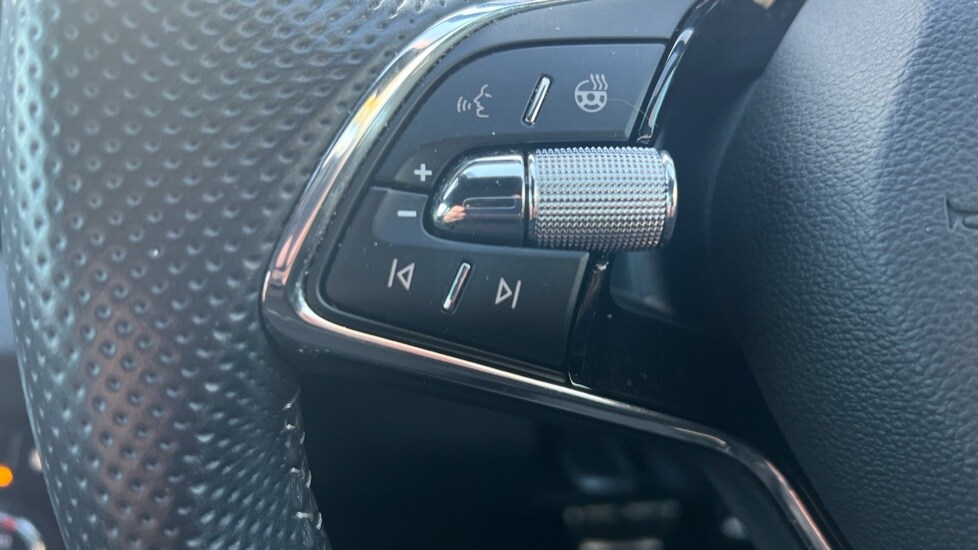 Used Skoda Karoq 2022 for sale - 76652587: Photo 66