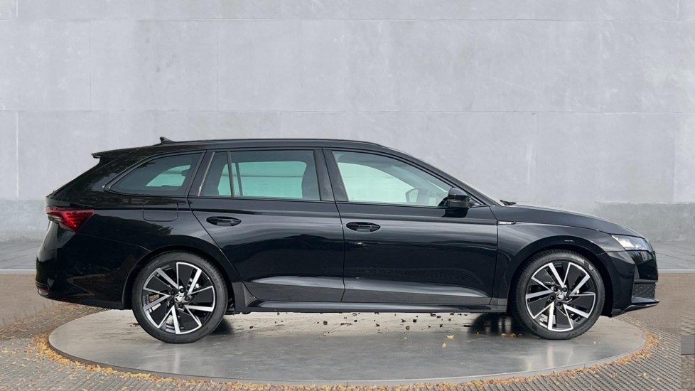 Used Skoda Octavia 2025 for sale - 76869834: Photo 4