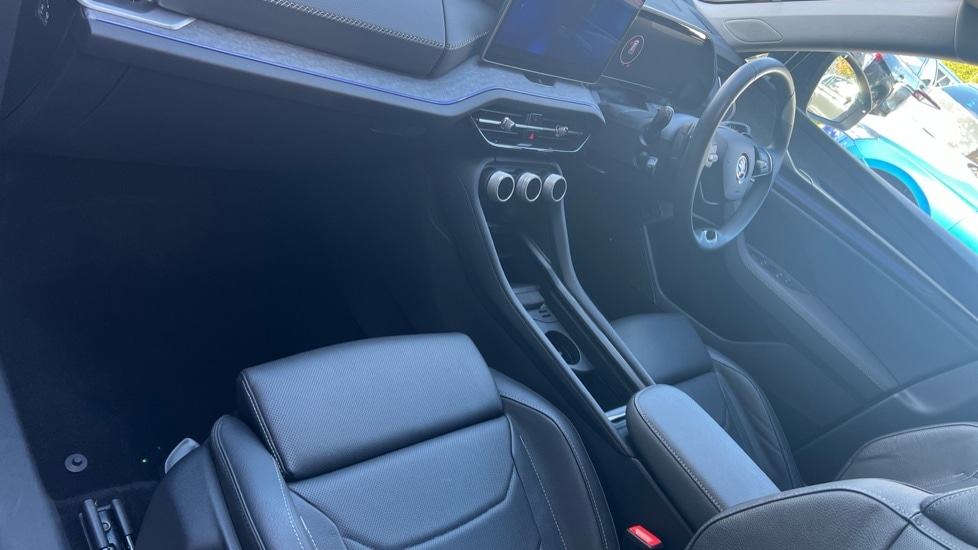 Used Skoda Kodiaq 2024 for sale - 75910607: Photo 2